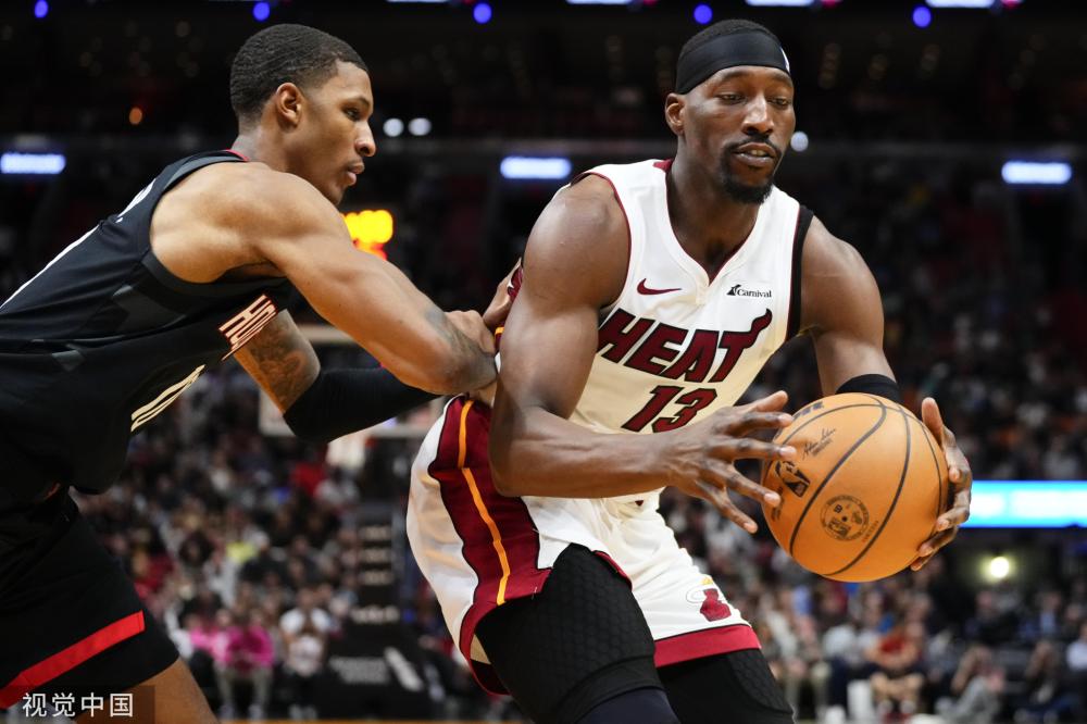 在她退役后 在她退役后