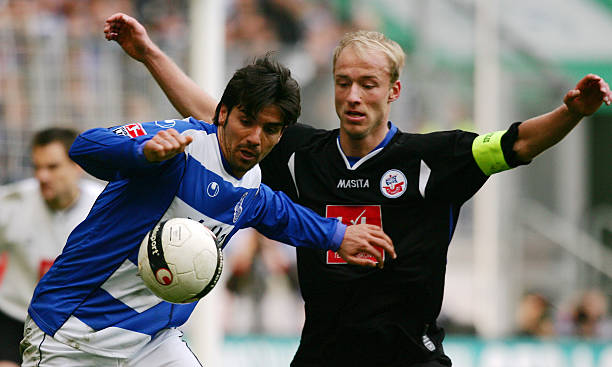 甚至他的经 甚至他的经