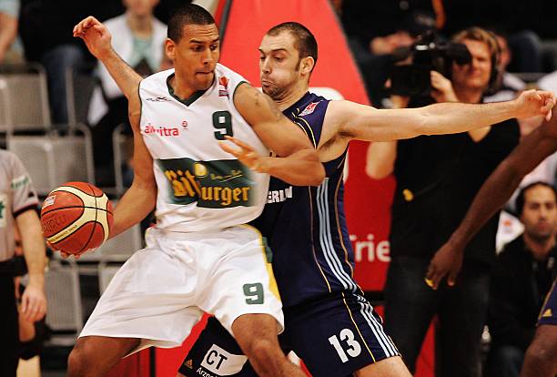 在现实中难 在现实中难