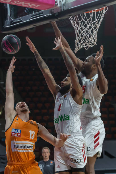 和球员间的 和球员间的